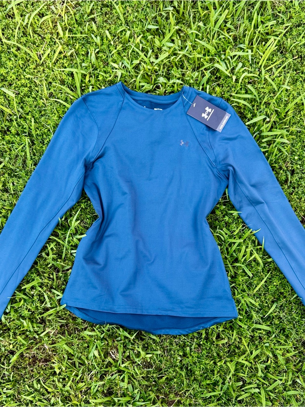 Under Armour Women's Long Sleeve Performance Tee - Navy Blue - Picture 9 of 9